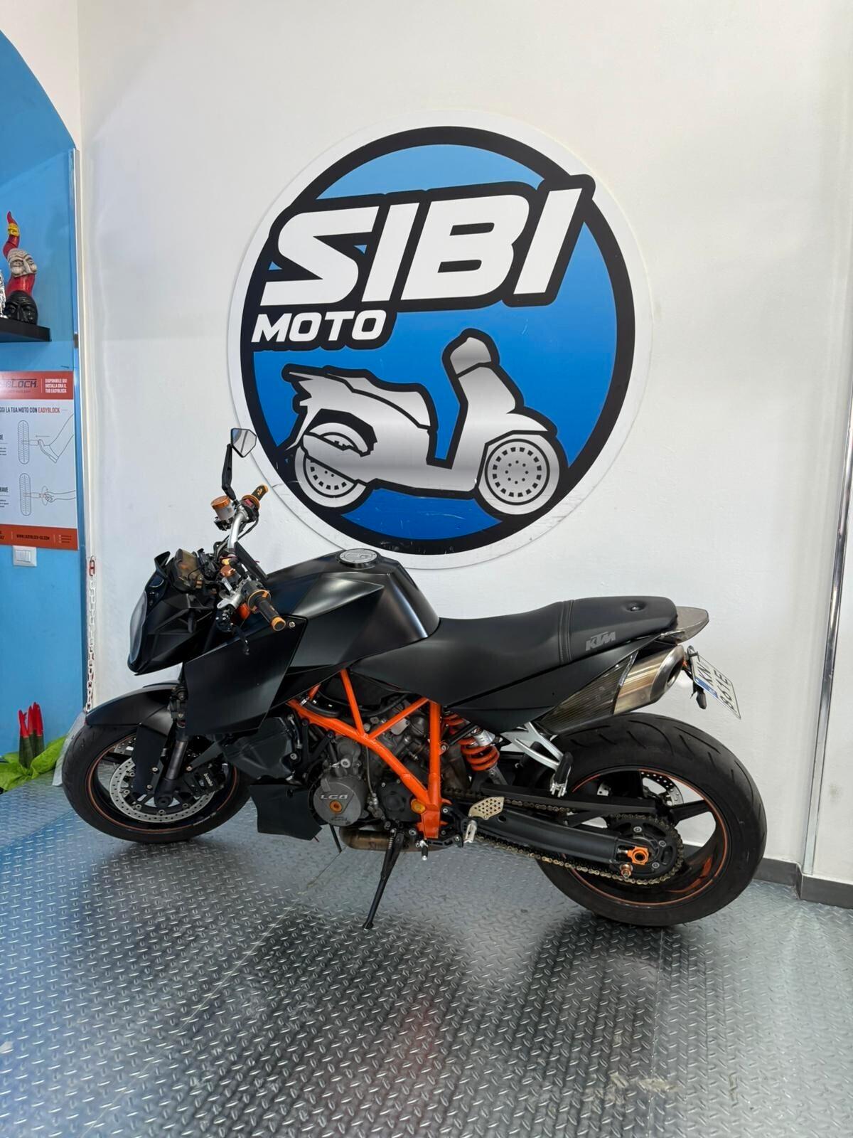KTM 990 DUKE