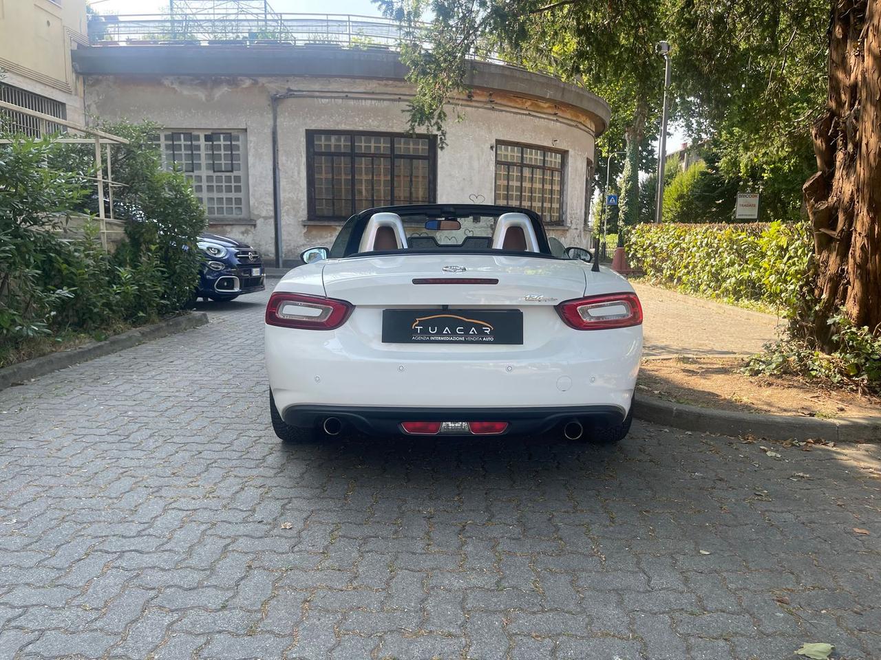 Fiat 124 Spider Lusso 1.4 Multiair Turbo #6089