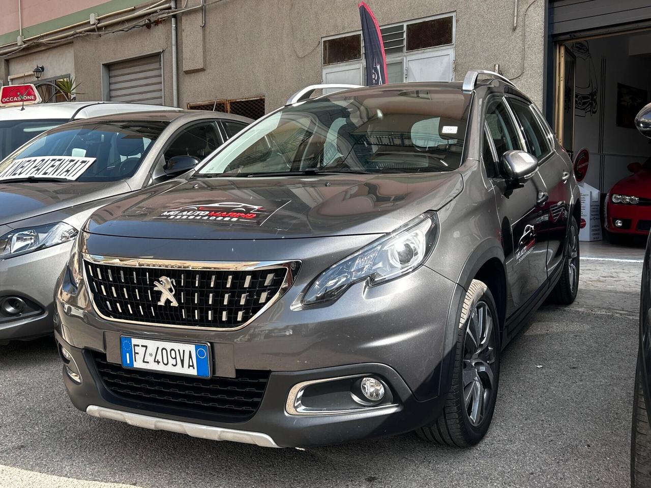 PEUGEOT 2008 - Cc 1.5 - Cv 102 - PASSAGGIO E GARANZIA INCLUSO NEL PREZZO!