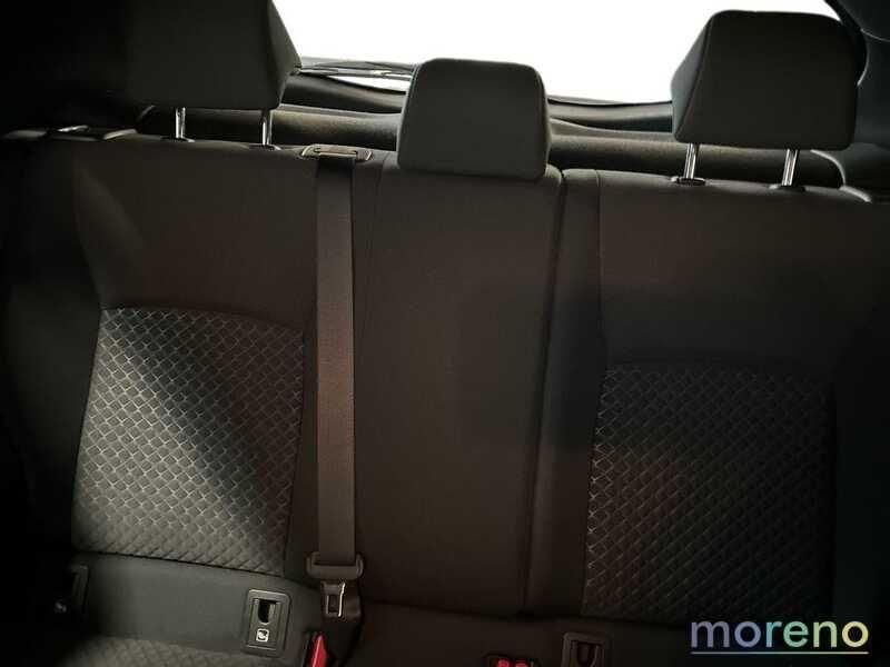 Toyota C-HR 1.8h Business e-cvt