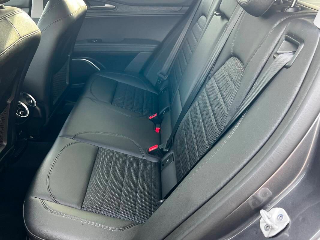 Alfa Romeo Stelvio 2.0 t Executive Q4 200cv auto