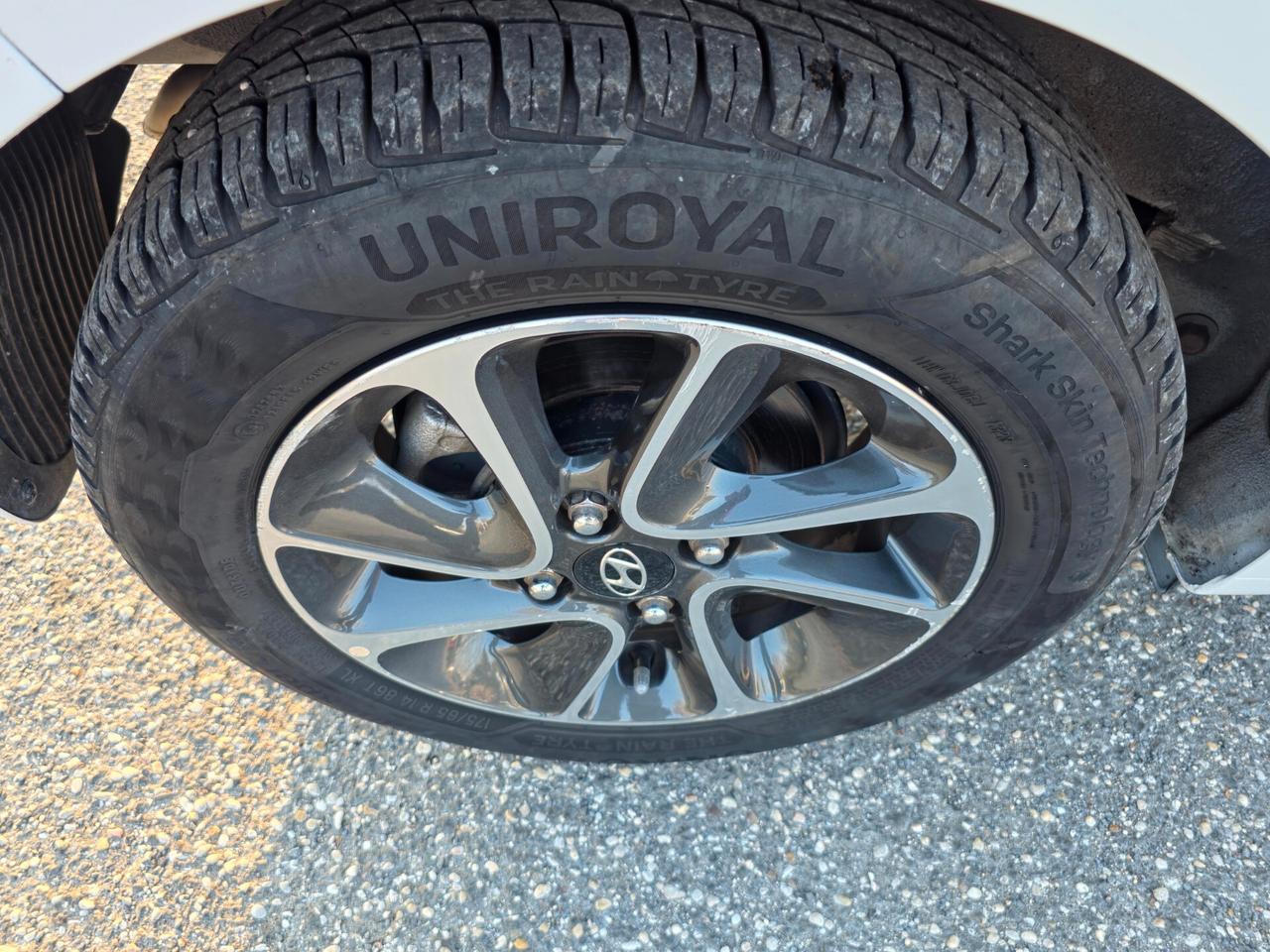 Hyundai i10 1.0 MPI Prime A/T 2019-E6 Automatico NEO