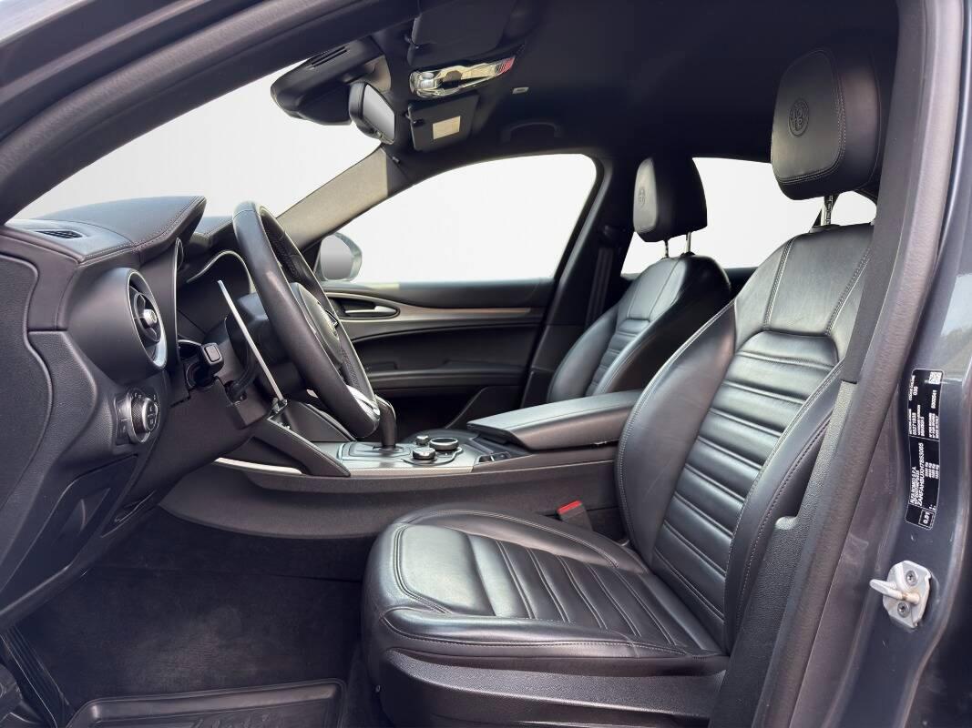 Alfa Romeo Stelvio 2.2 t Executive Q4 210cv auto