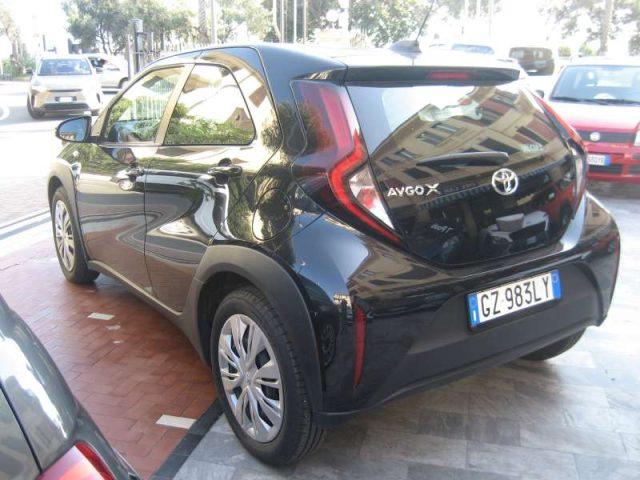 TOYOTA Aygo X 1.0 VVTI -72 CV 5 P ACTIVE