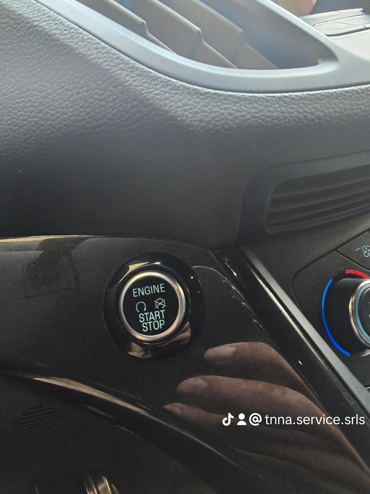 Ford Kuga 1.5 TDCI 120 CV S&S 2WD ST-Line