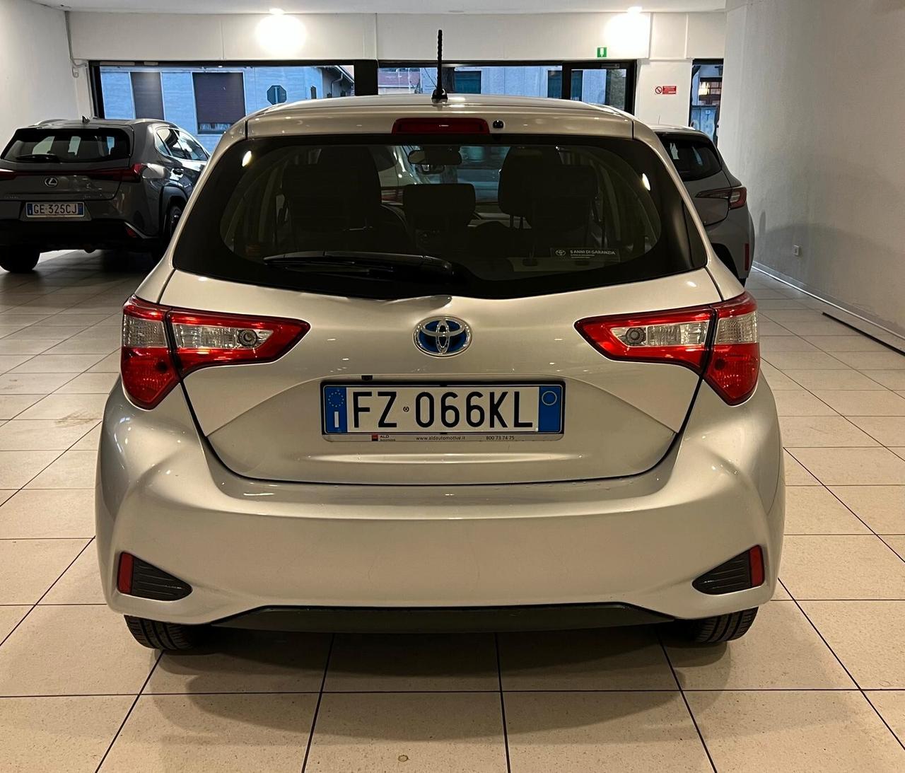 Toyota Yaris 1.5 Hybrid Business - 2019
