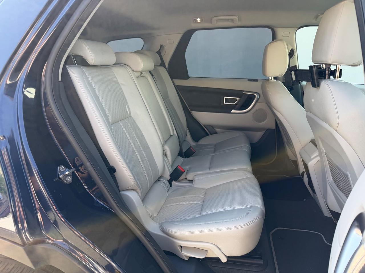 Land Rover Discovery Sport 2.0 TD4 HSE #10320