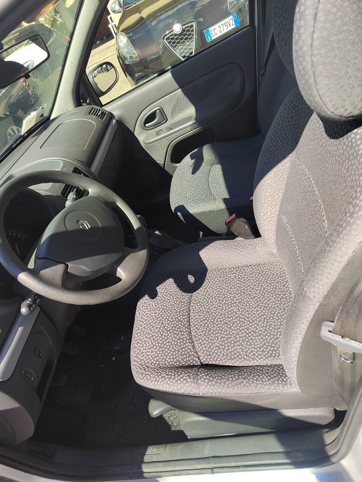 Renault Clio Storia 1.2 5 porte Confort