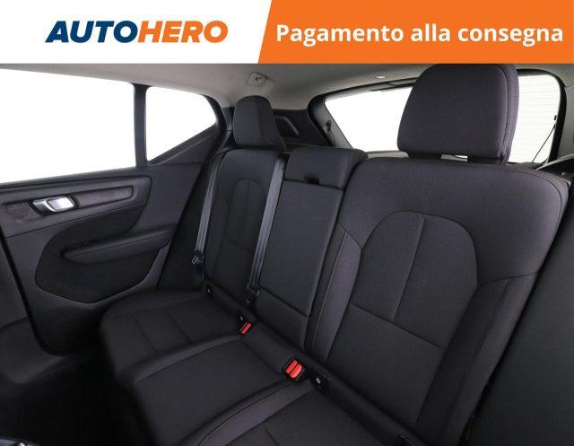 VOLVO XC40 T3 Geartronic Momentum Pro