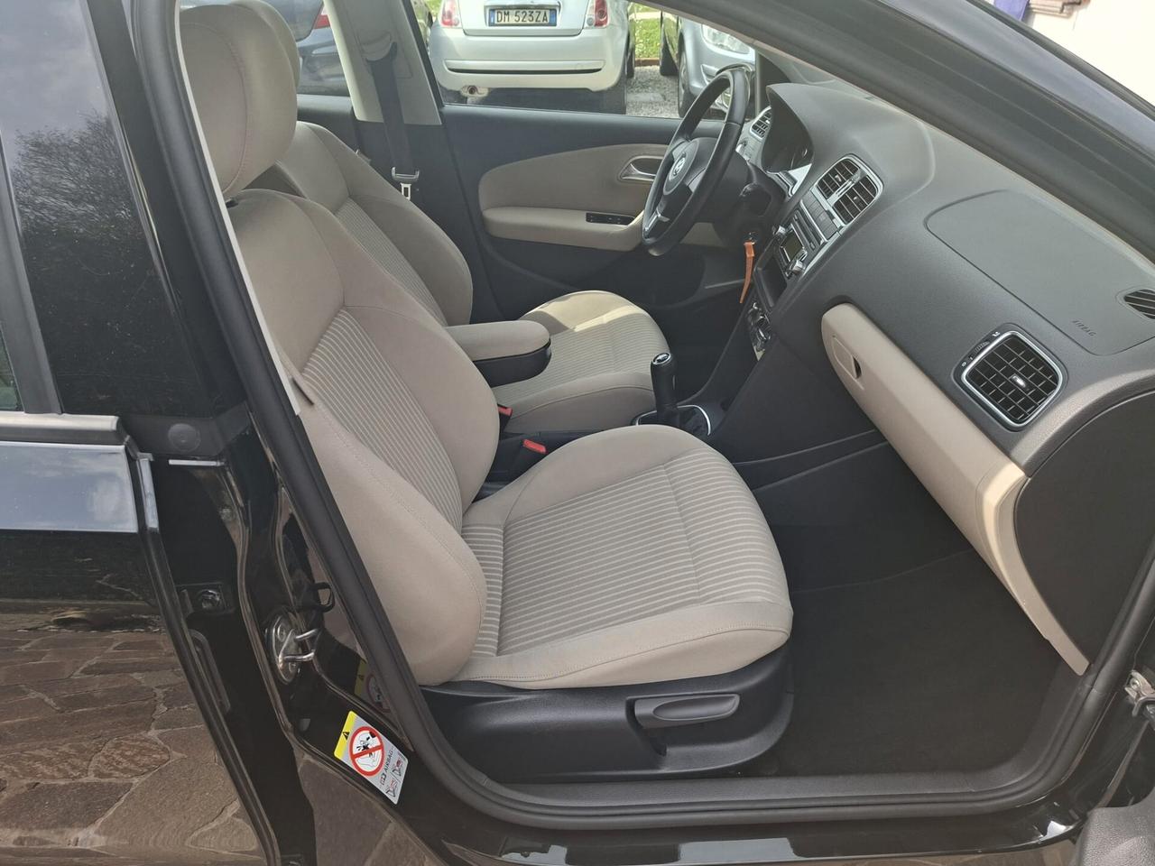 Volkswagen Polo 1.4 5 porte Highline