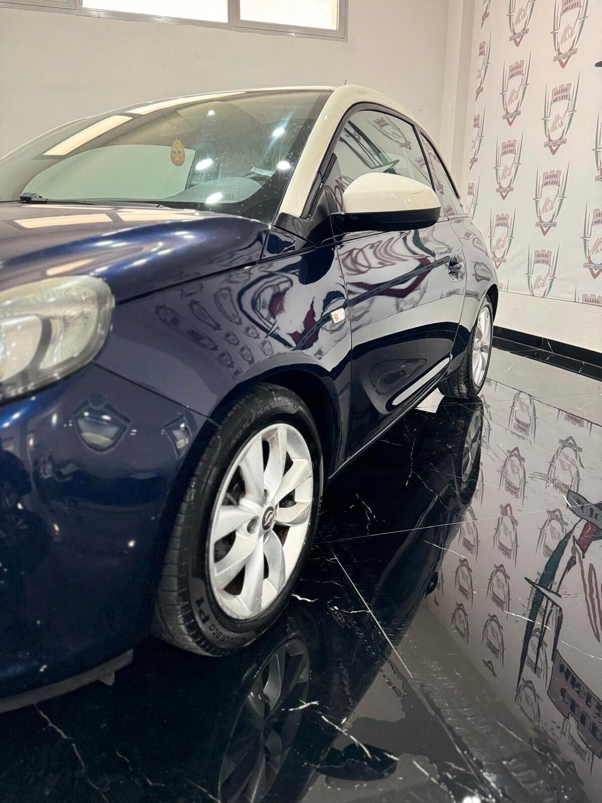 Opel Adam 1.2 70 CV