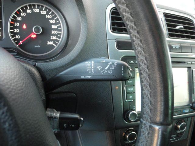 VOLKSWAGEN Polo 1.6 TDI 90cv DPF 5p. Highline - "OK NEOPATENTATI"