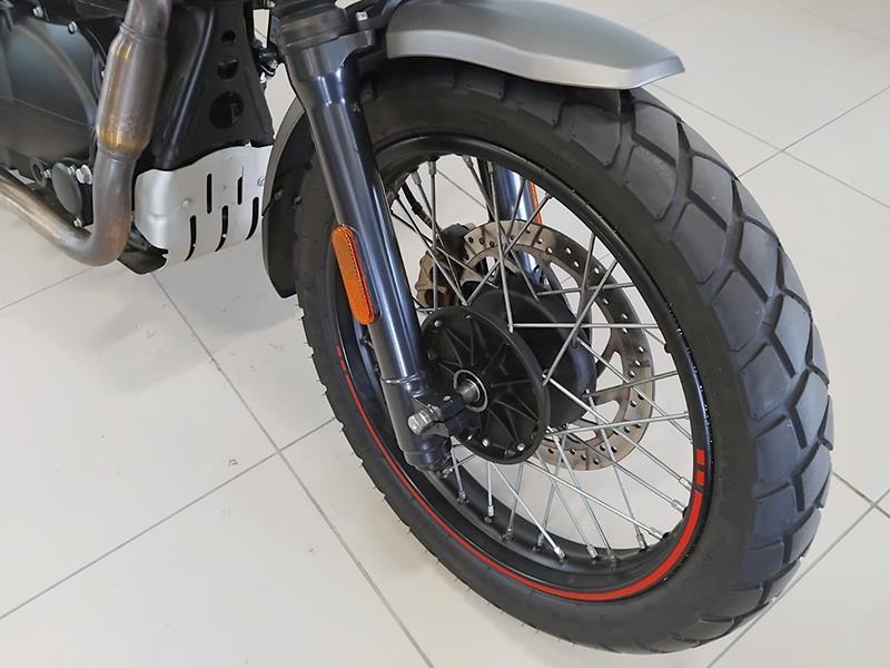 Royal Enfield Scram 411