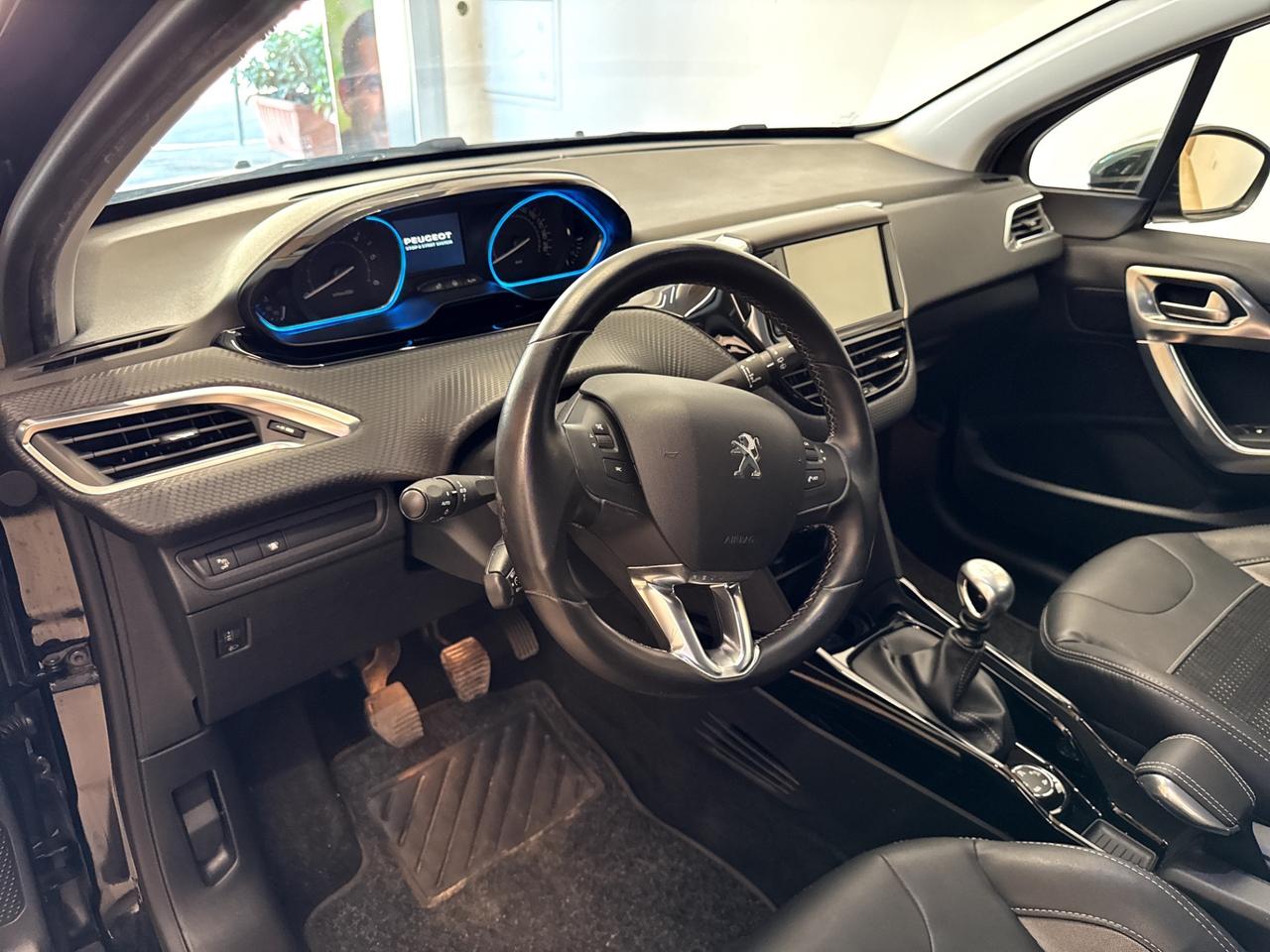 Peugeot 2008 BlueHDi 120 S&S Allure
