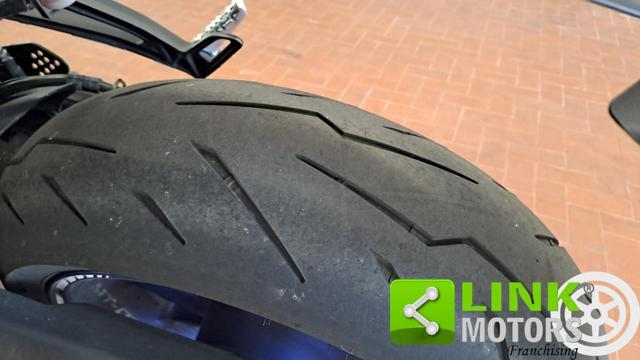 YAMAHA MT-07 .