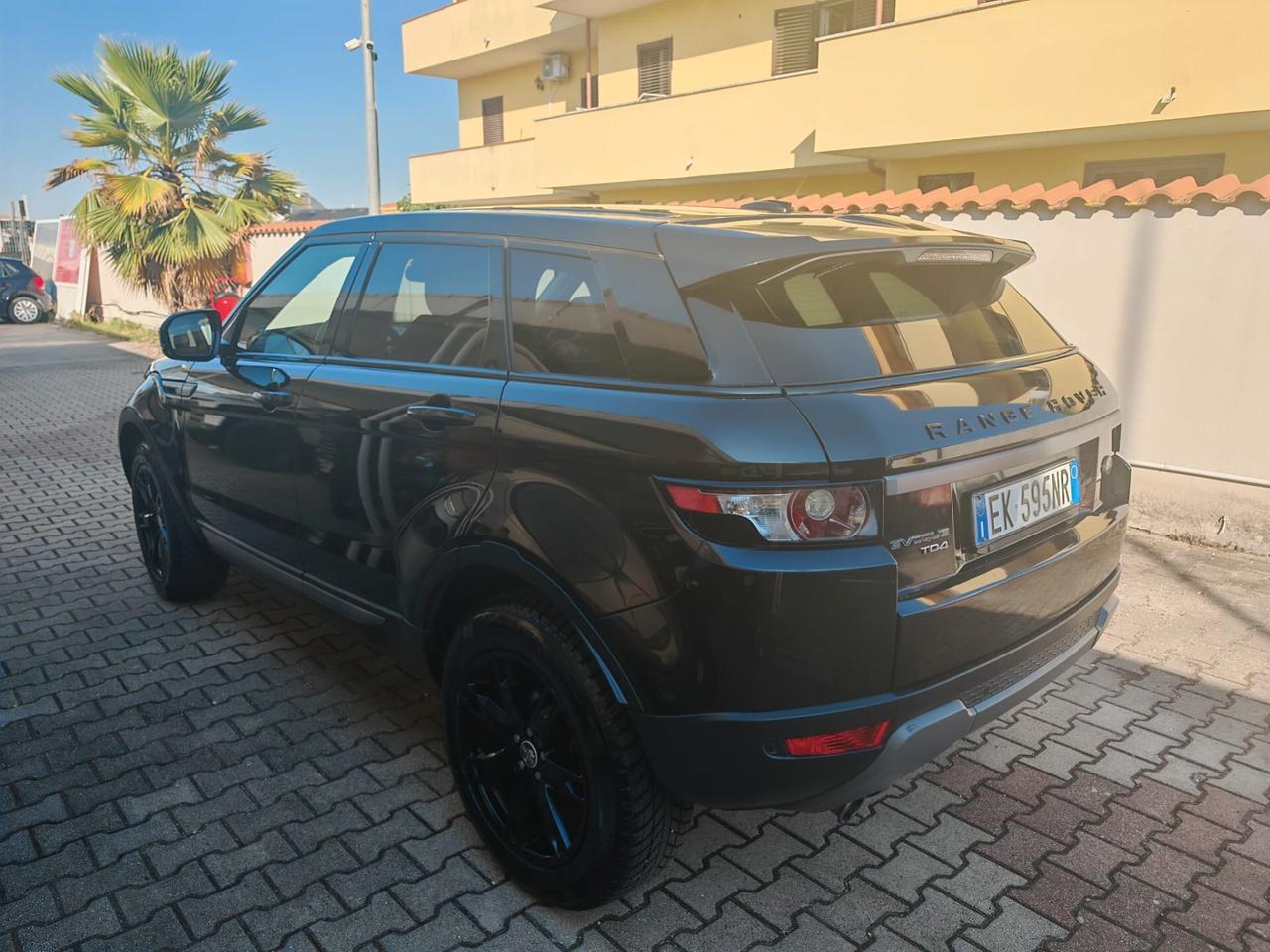 Land Rover Range Rover Evoque Range Rover Evoque 2.2 TD4 5p. Dynamic