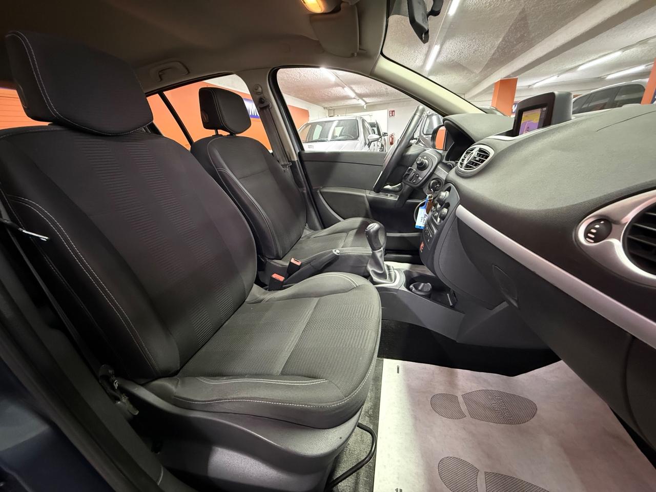 Renault Clio 1.2 16V 5 porte Dynamique