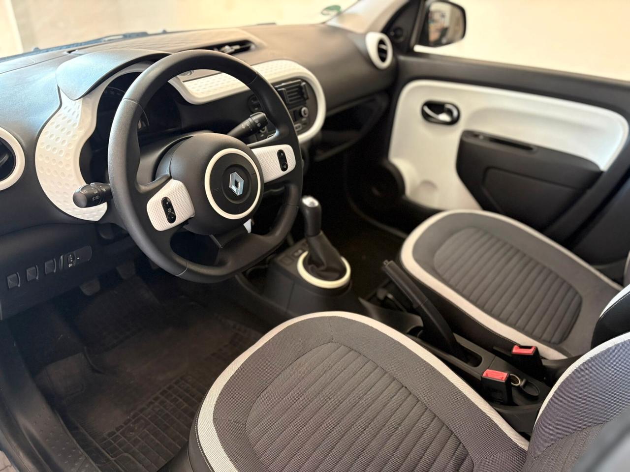 Renault Twingo SCe Dynamique