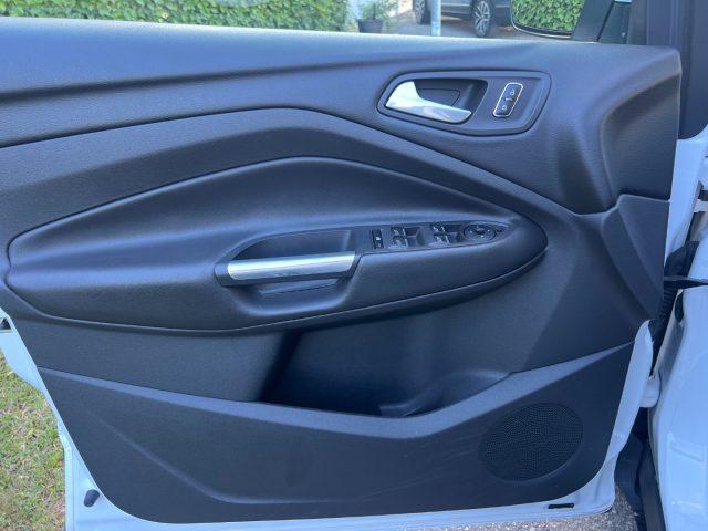 FORD Kuga 2.0 TDCI 150 CV S&S 4WD Powershift Titanium
