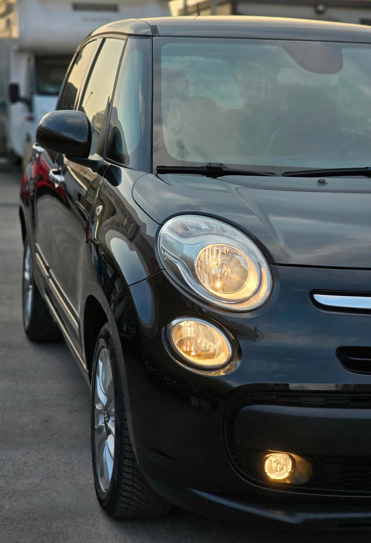 Fiat 500L 1.6 Multijet 105 CV Panoramic Edition