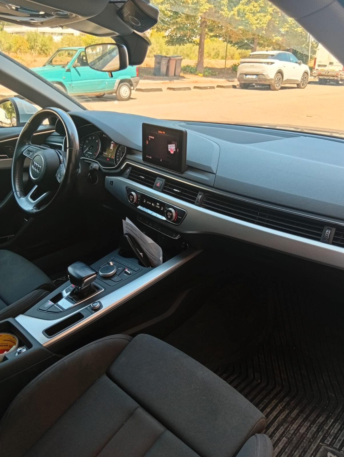 Audi A4 Avant 2.0 TFSI g-tron Business Sport