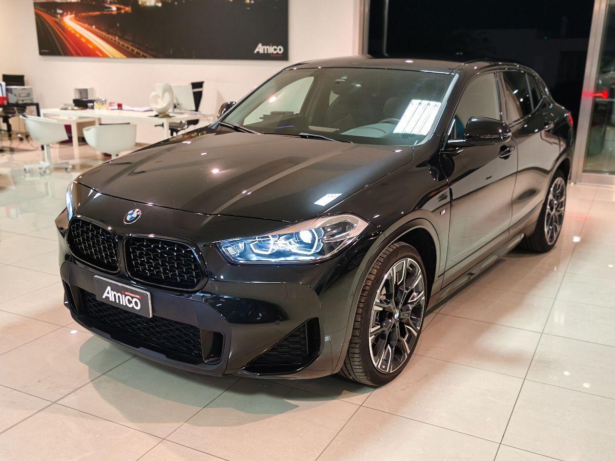 BMW X2 sDrive18d Edition M-SPORT Totalblack