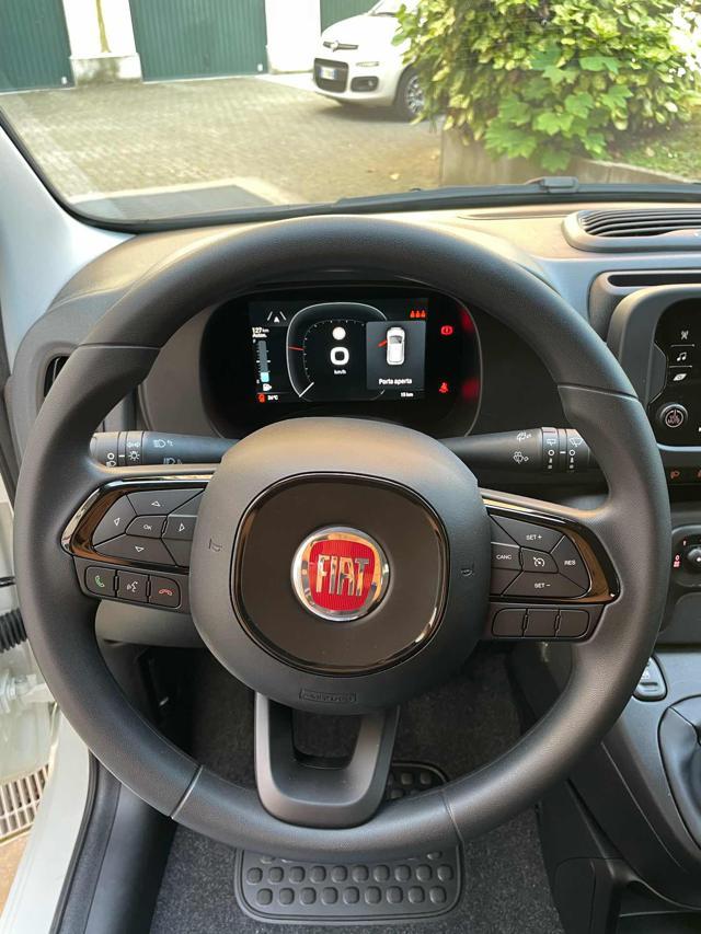 FIAT Panda 1.0 ICON Hybrid CAR PLAY 5"POSTO-SENSORI