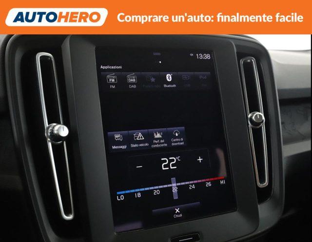 VOLVO XC40 T2 Geartronic Momentum Core
