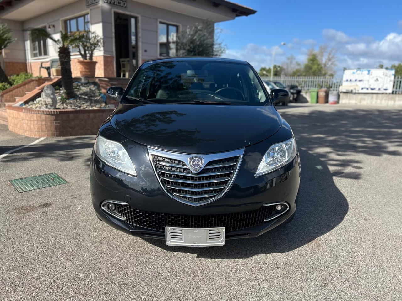 Lancia Ypsilon 1.2 Platinum