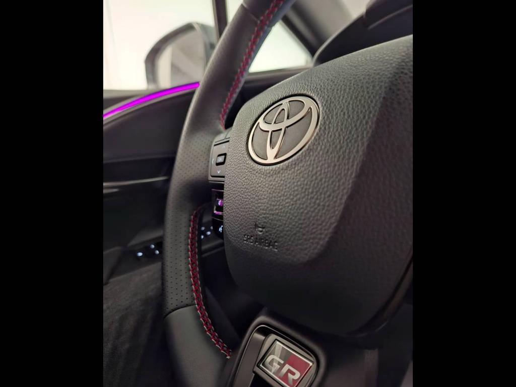 Toyota C-HR 2.0 PHEV GR Sport FWD E-CVT