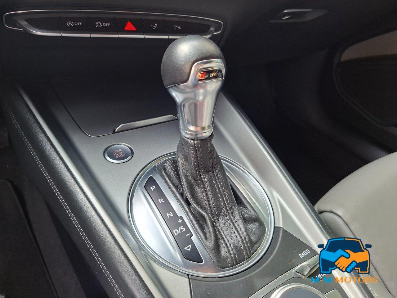 AUDI TT S-LINE