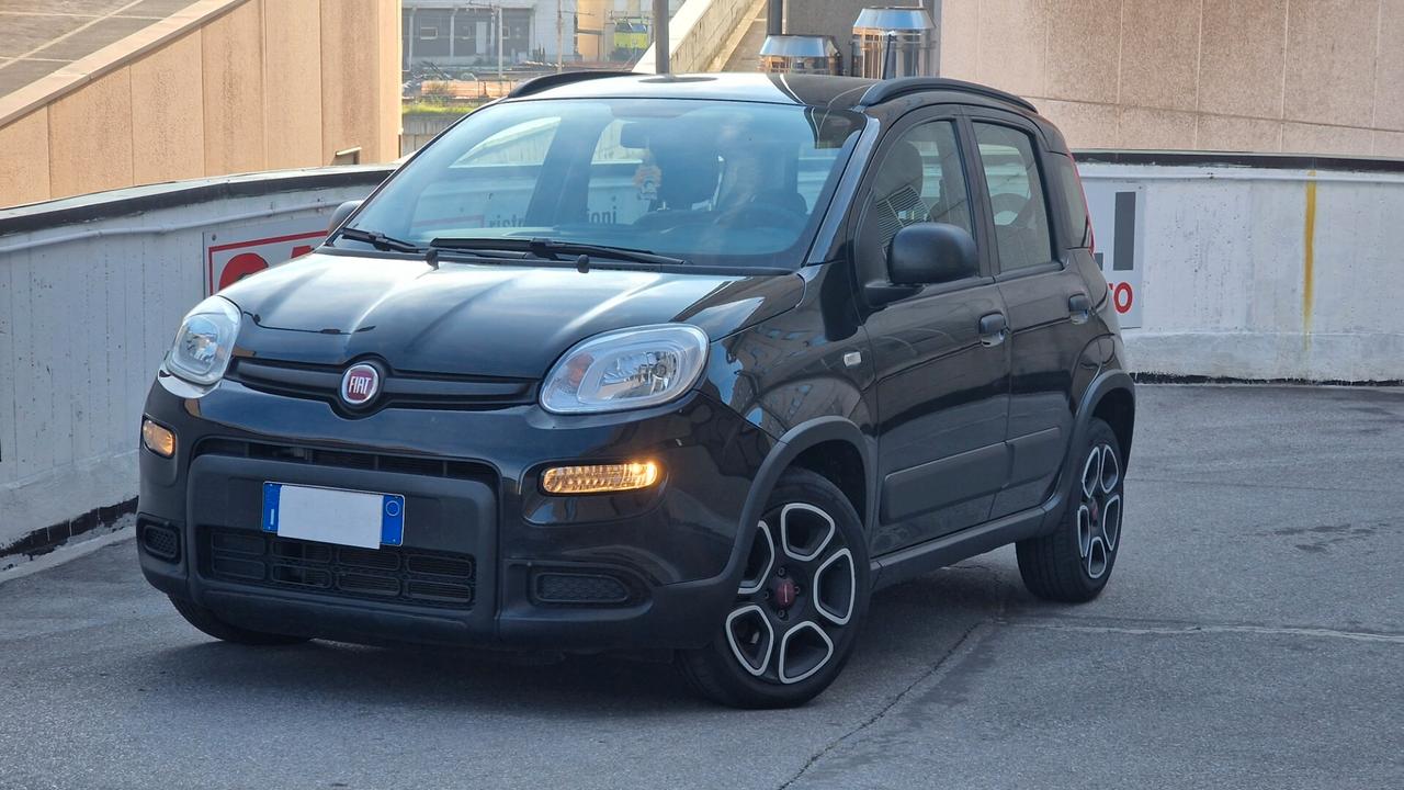 Fiat Panda 1.0 FireFly S&S Hybrid Sport