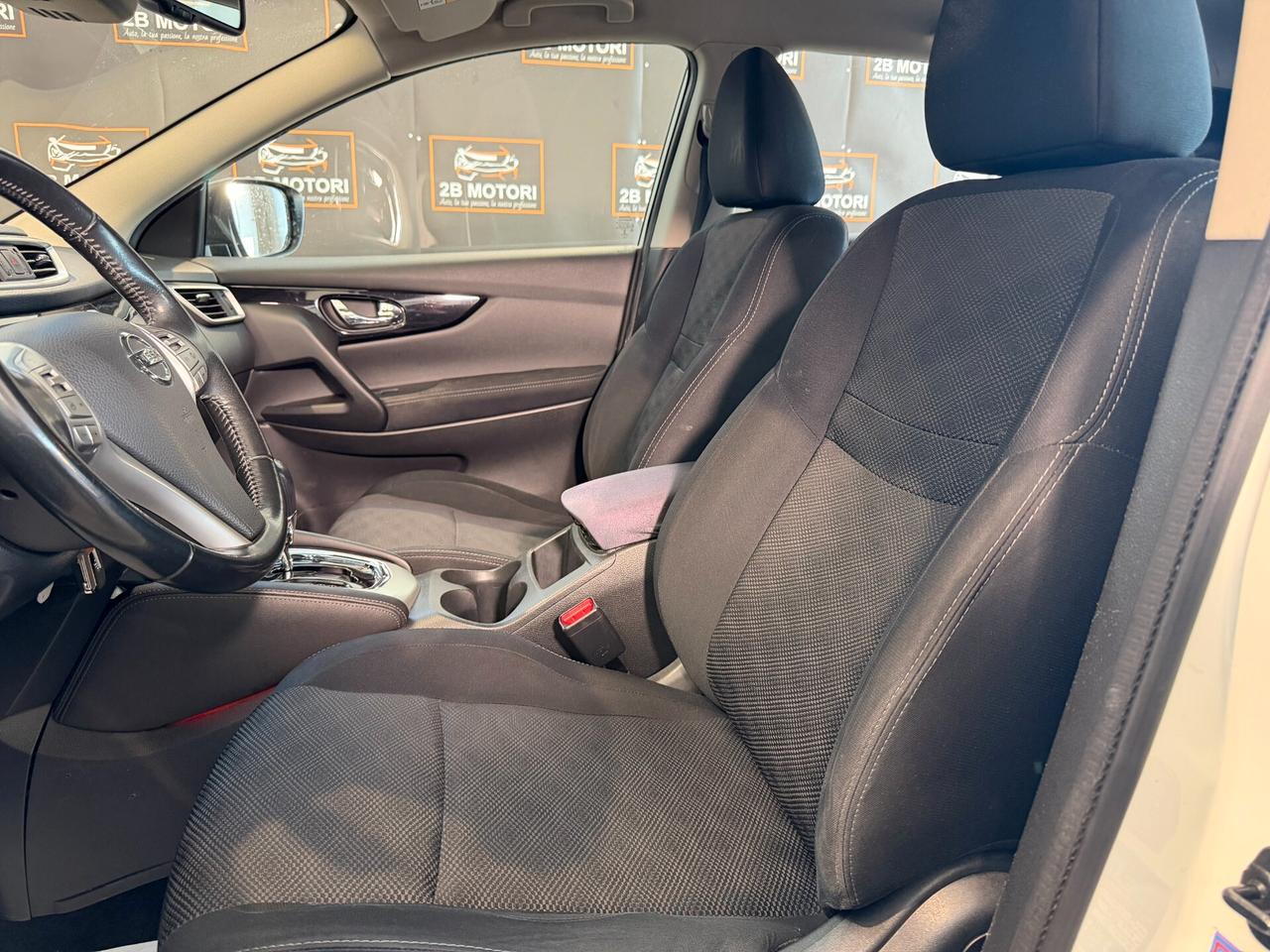 Nissan Qashqai II 1.6 dci Visia 2wd 130cv xtronic E6