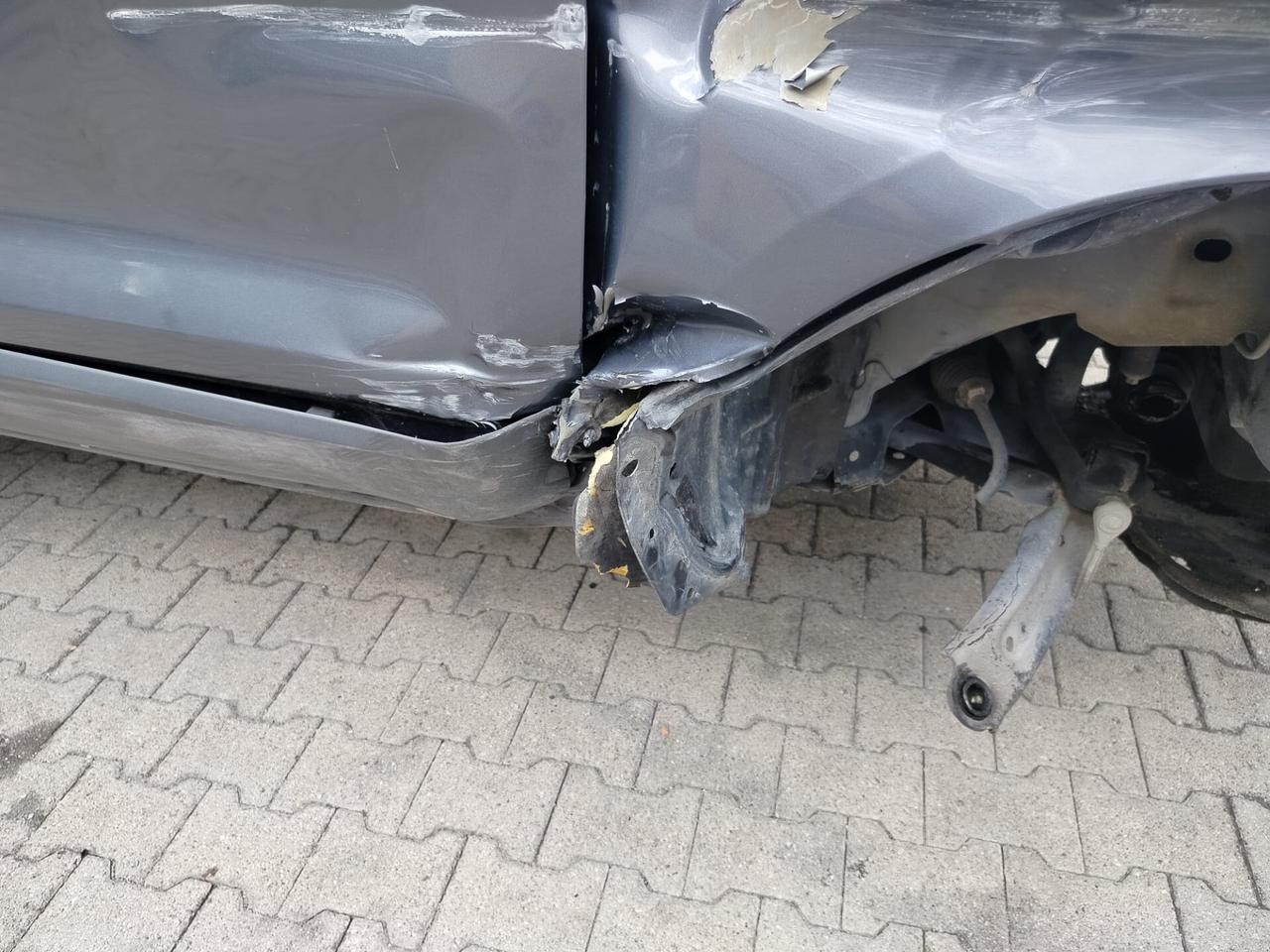 Ford EcoSport 1.5 TDCi 95 CV SINISTRATA