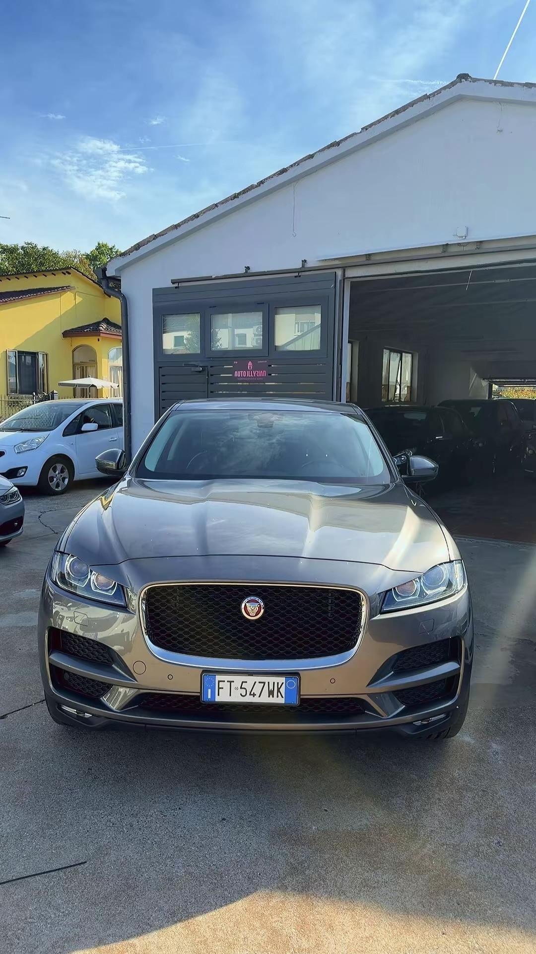 Jaguar F-Pace 2.0 D 180 CV aut. Portfolio