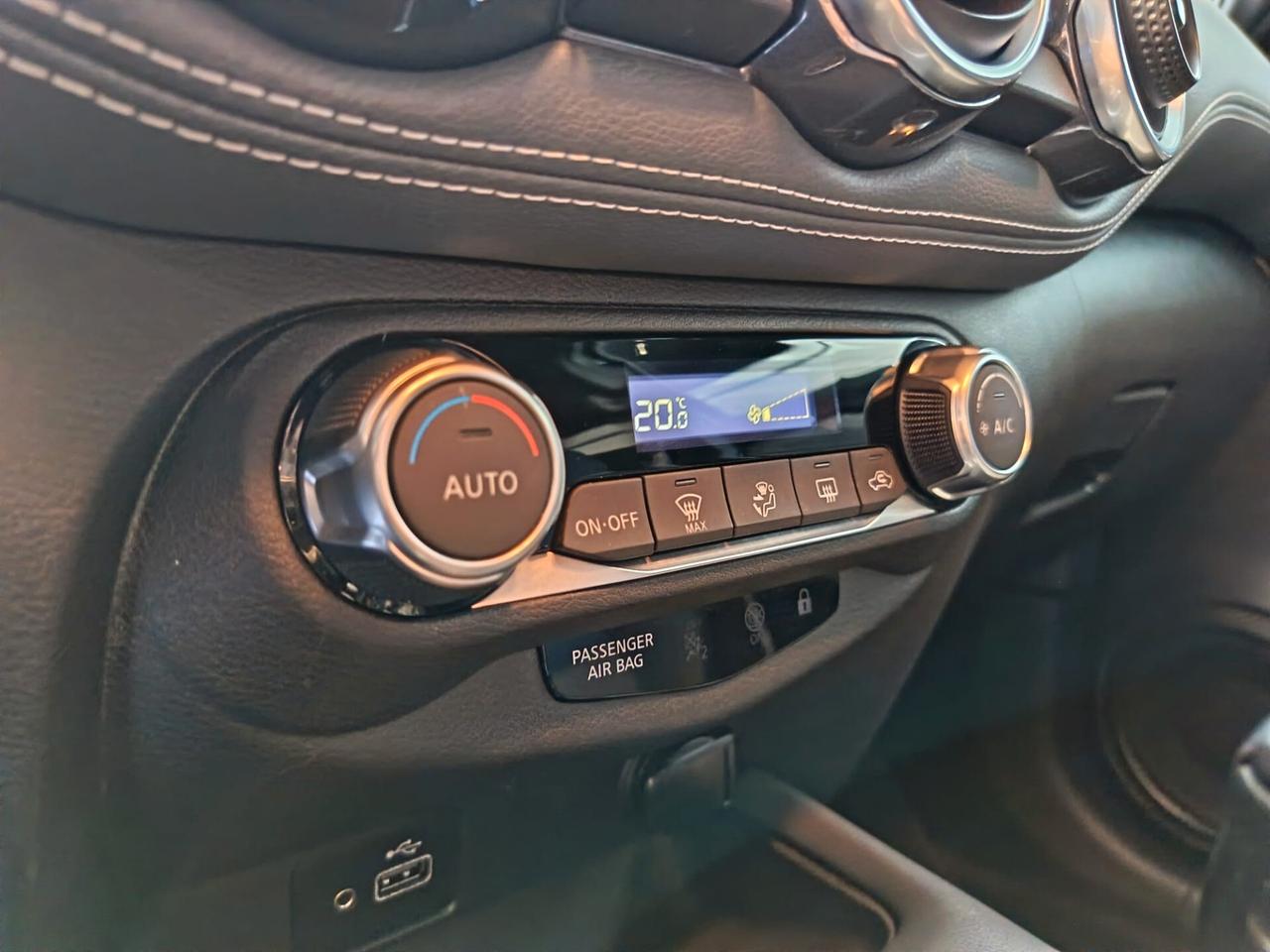 Nissan Juke 1.0 DIG-T 114 CV DCT N-Connecta