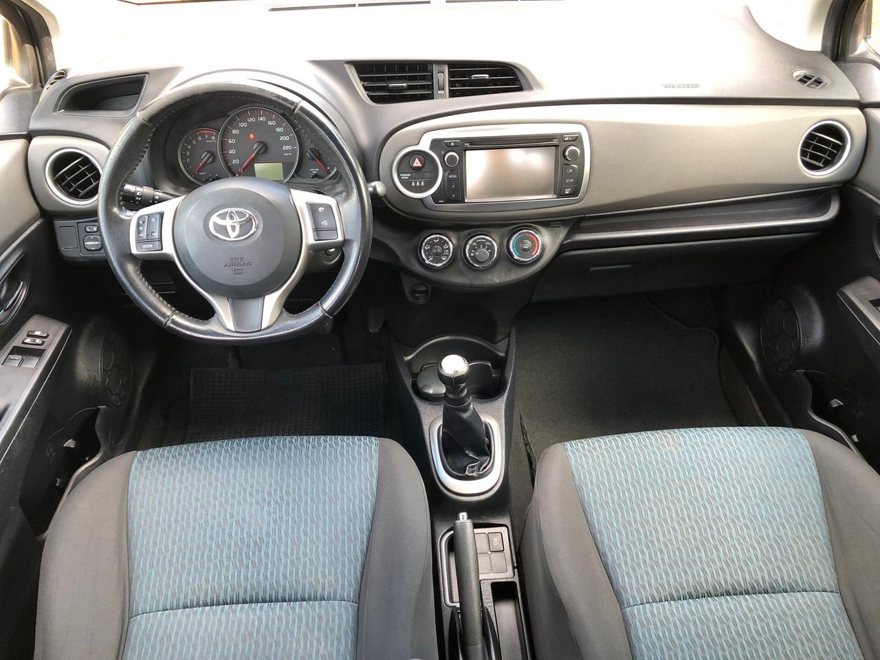Toyota Yaris 1.0 5 porte Active