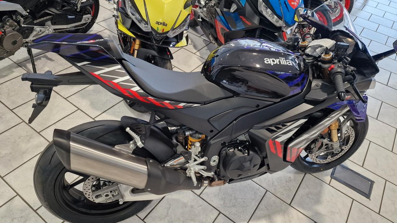Aprilia RSV4 Factory 2025
