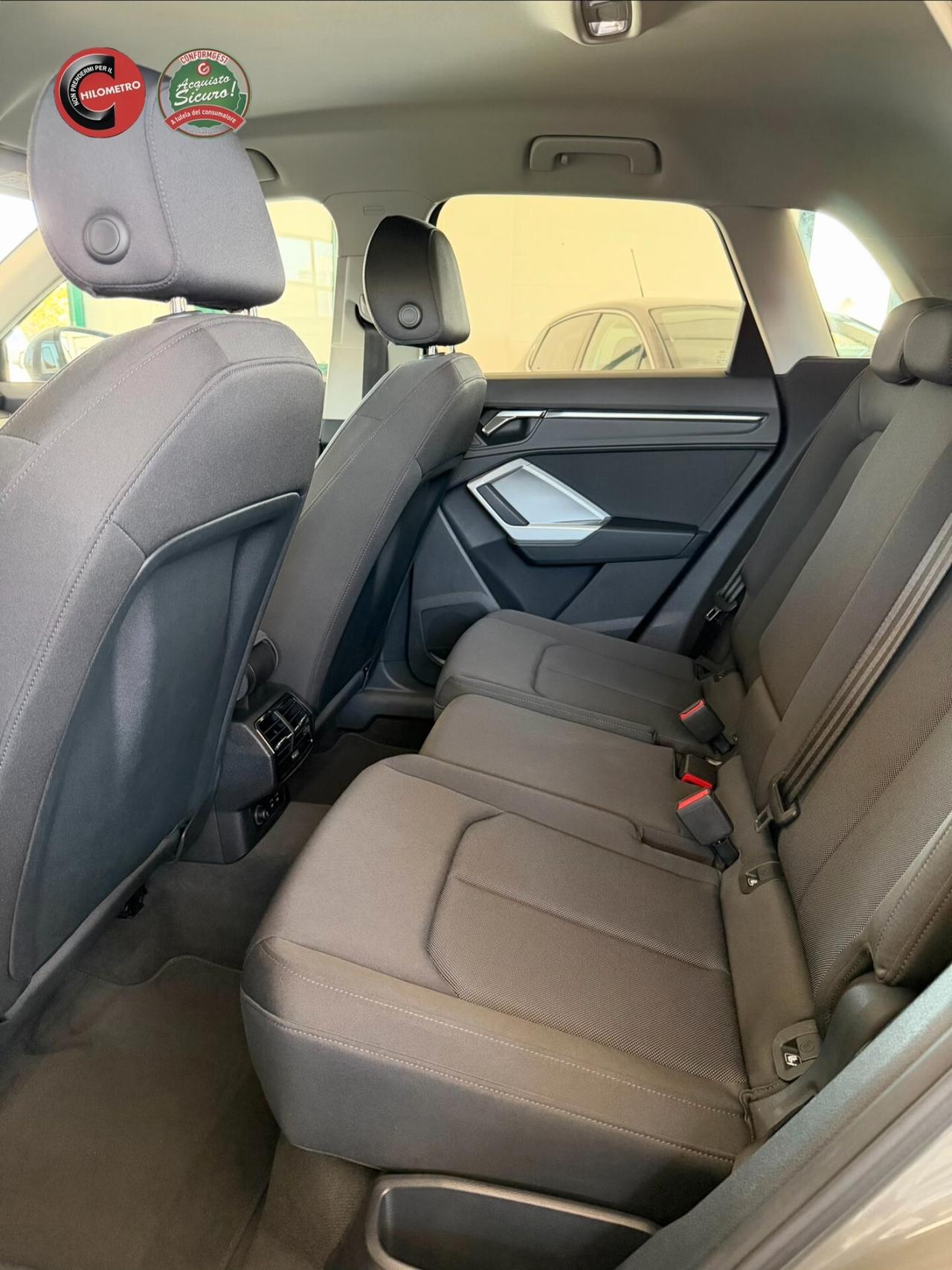 Audi Q3 35 TDI S tronic Business