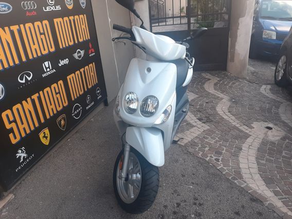 Yamaha Neo's SPORT DESIGN