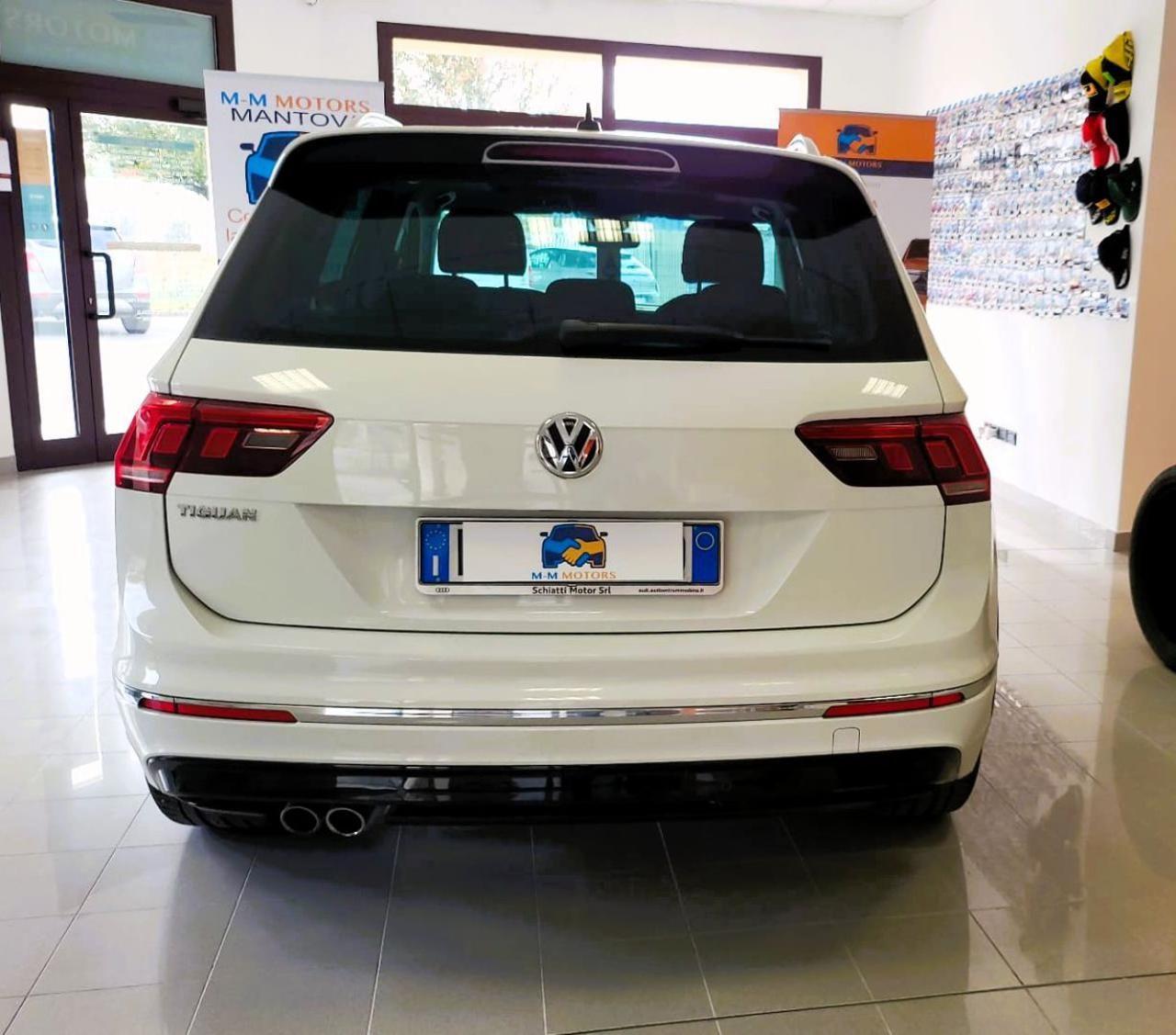 VOLKSWAGEN Tiguan 1.6 TDI SCR Sport BlueMotion Technology