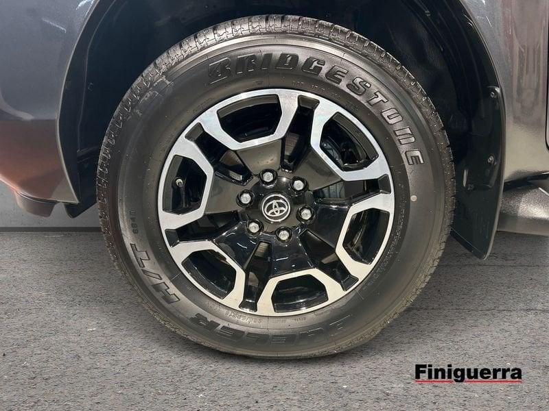 Toyota Hilux 2.8 D 4WD Automatico Double Cab EXECUTIVE