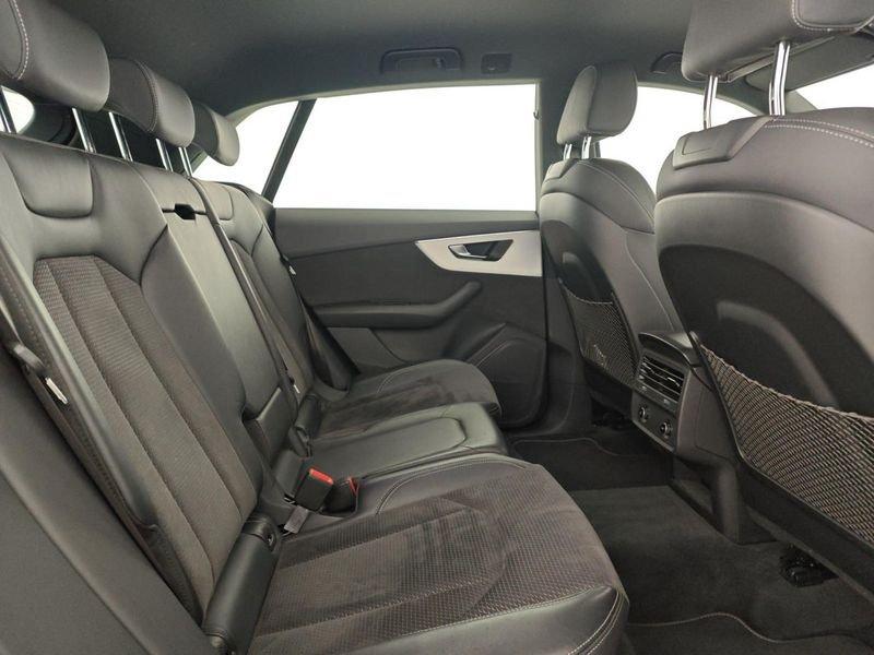 Audi Q8 45 TDI quattro tiptronic Sport