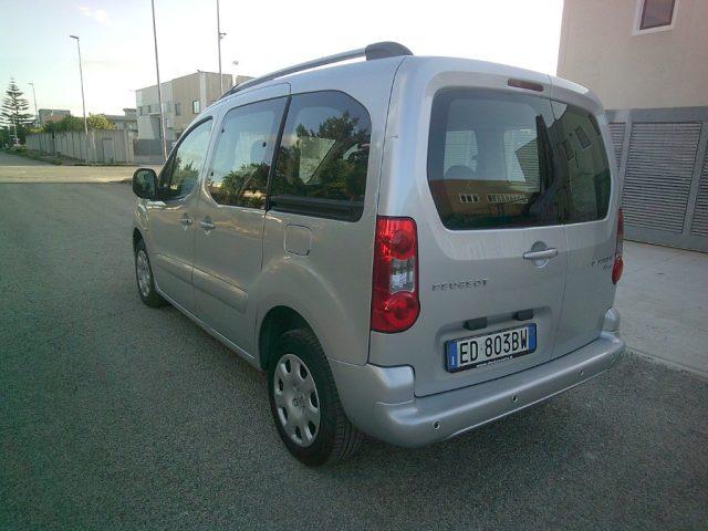 PEUGEOT Partner Tepee 1.6 HDi 90CV AUTOCARRO 5 POSTI