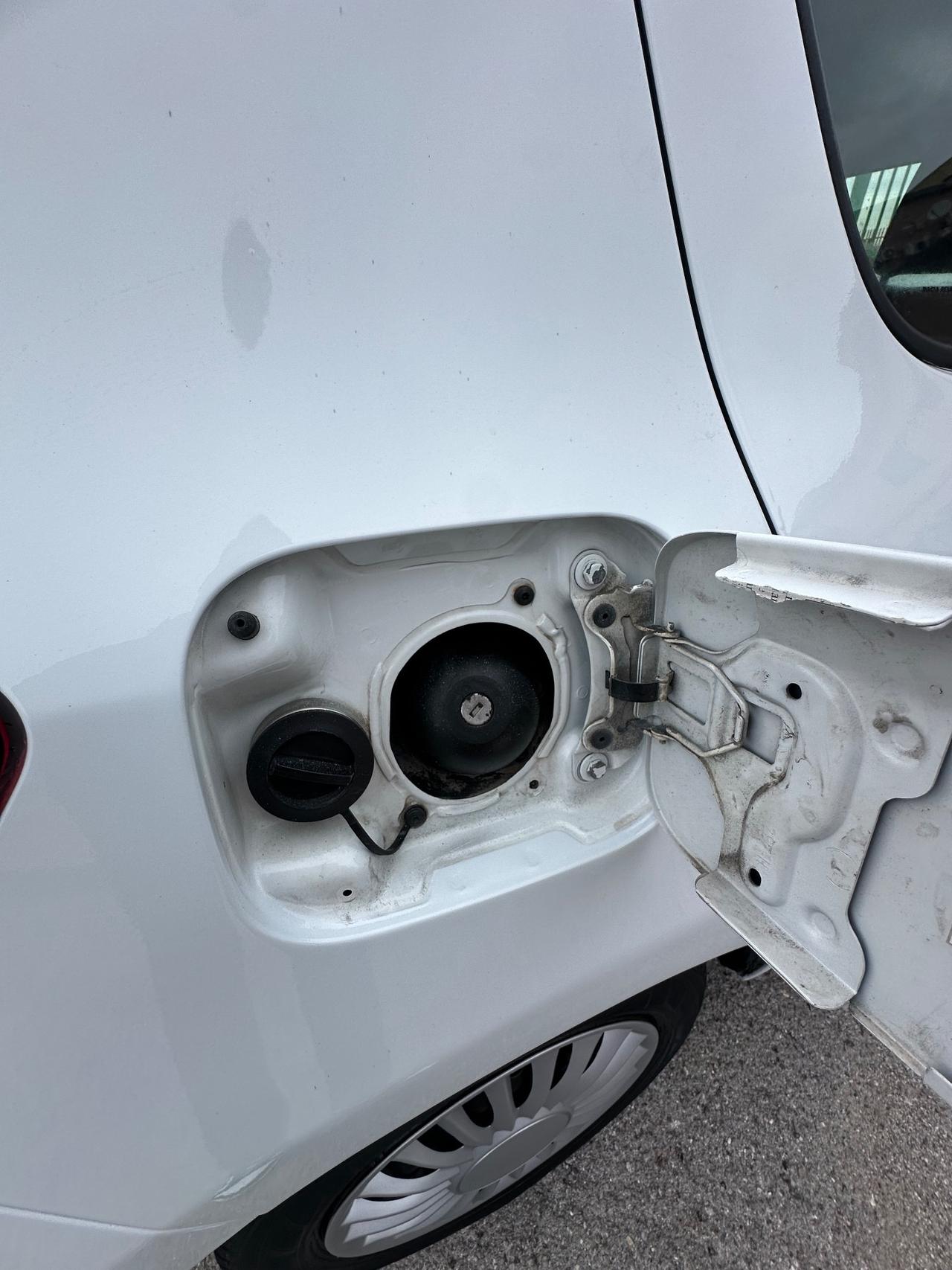 Dacia Sandero TCe 12V T-GPL 90CV Start&Stop La Gazzetta d. Sp.