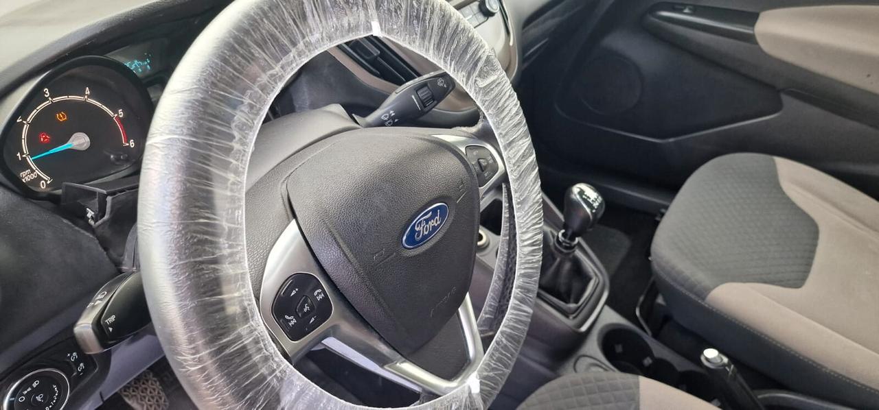 Ford Tourneo Courier 1.5 TDCI 75 CV S&S Plus