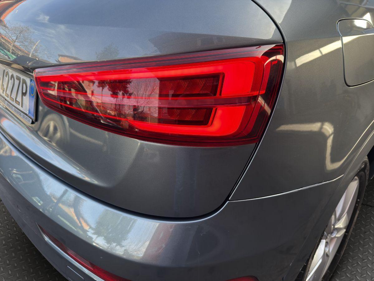 AUDI - Q3 - 2.0 TDI 150 CV Sport S LINE