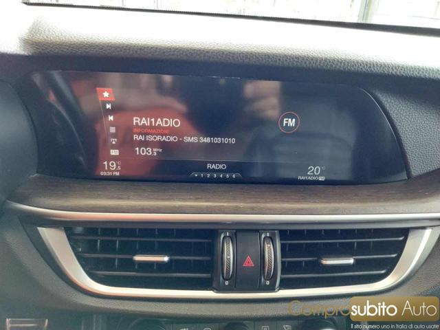 ALFA ROMEO Stelvio 2.0 Turbo 280 CV AT8 Q4 Super