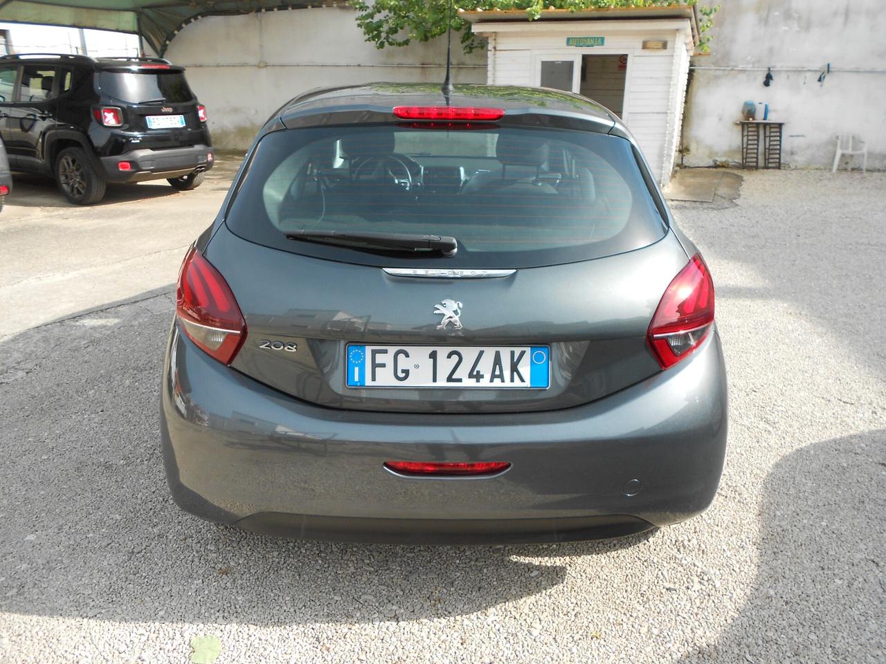 Peugeot 208 BlueHDi 75 3 porte Allure