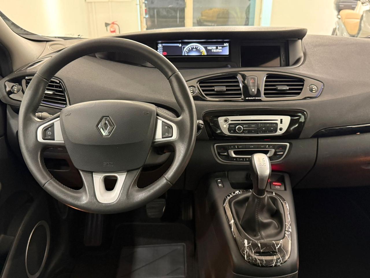 RENAULT SCENIC XMOD 1.5 dCi 110CV AUTOMATICA